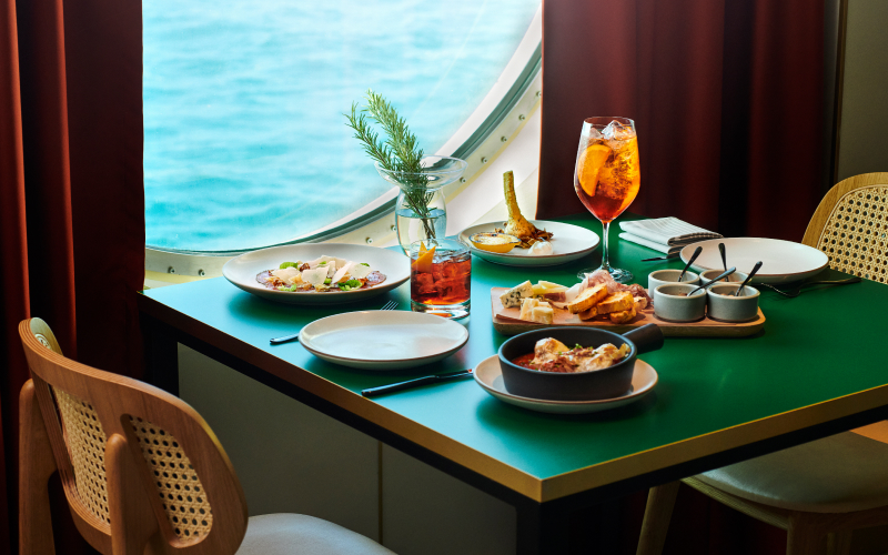 Culinary Experiences at Sea