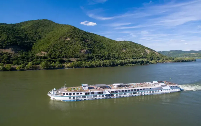 Early Bird Discount: Up to 15% Off 2027 River Cruises with Riverside Luxury Cruises