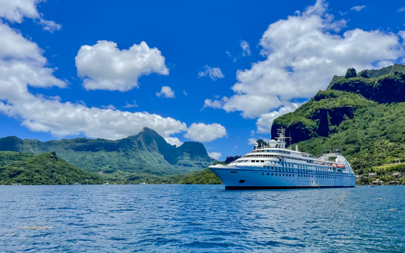 Free All-Inclusive Upgrade Including Wi-Fi, Gratuities and Unlimited Beverages on Select Voyages with Windstar Cruises