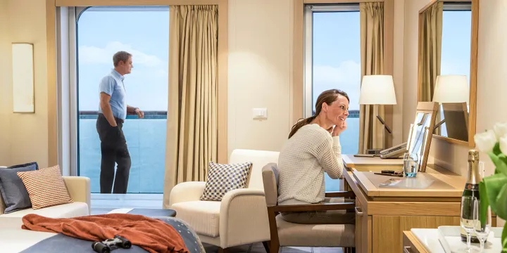 https://assets.luxurycruiseconnections.com/admin/images/ships/staterooms/pv1-penthouse-veranda-684b07c218ad8.webp