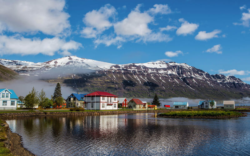 Discover the Wonders of Iceland: A Cruise to the Land of Fire and Ice