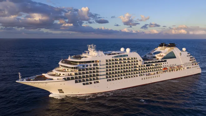 Finale Sale: Up to 30% Savings plus up to $500 Onboard Credit with Seabourn