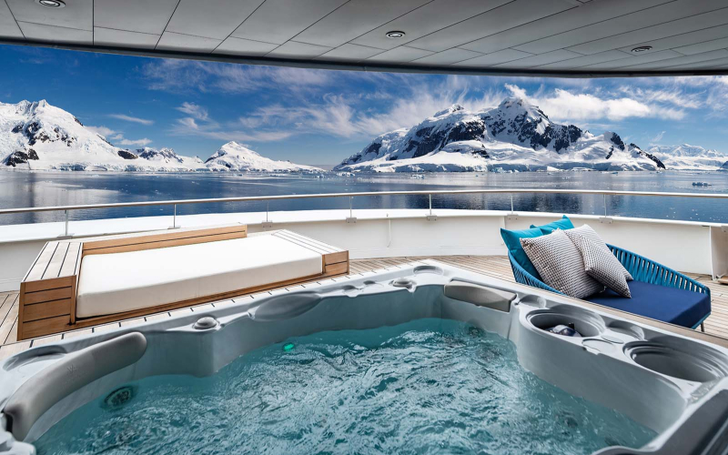 Luxury Yacht Cruising – An Exclusive Escape at Sea