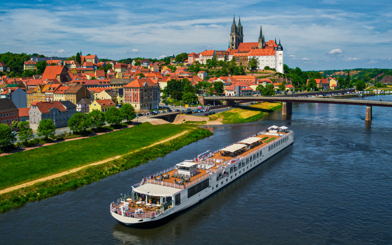 Up to 20% cruise savings plus reduced Airfare with Amawaterways