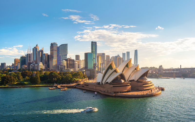Explore Australia & New Zealand by Sea