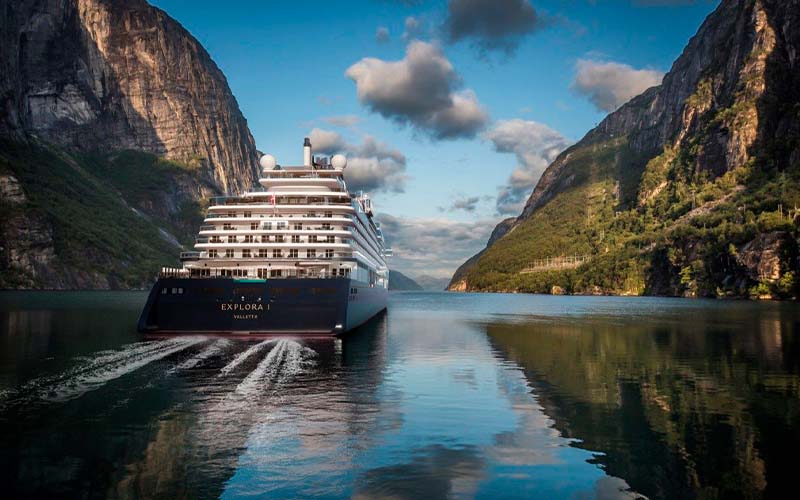 Sail in Total Luxury: Value Savings, €400 Credit per cabin & 10% Reduced Deposit