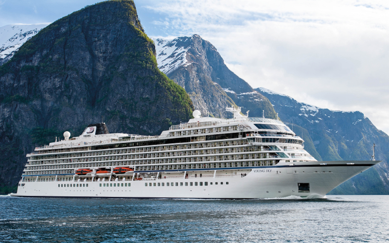 NOT USE Up to $200 Onboard Credit Per Cabin on all the itineraries with Viking Cruises