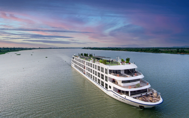 Up to 40% Off Full Fare on Ultra-Luxury River and Yacht Cruises Summer Black Friday Sale with Scenic