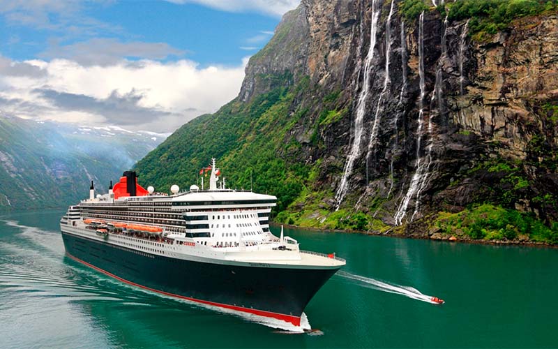 Up to $800 Onboard Credit plus free Stateroom Location Upgrade with Cunard
