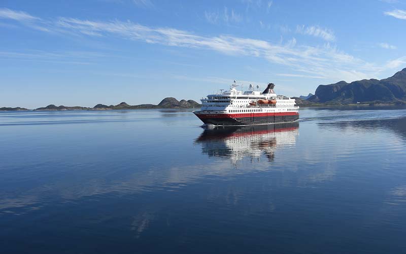 Up to $8,000 Savings with Hurtigruten